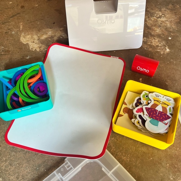 Osmo Interactive Learning Kit for Kids - Picture 1 of 2